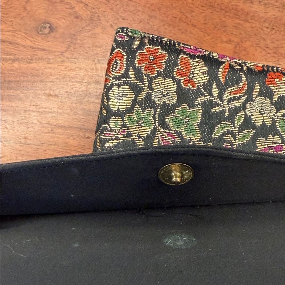 Vintage Waldman Clutch- Metallic Floral and Black - Picture 9 of 10